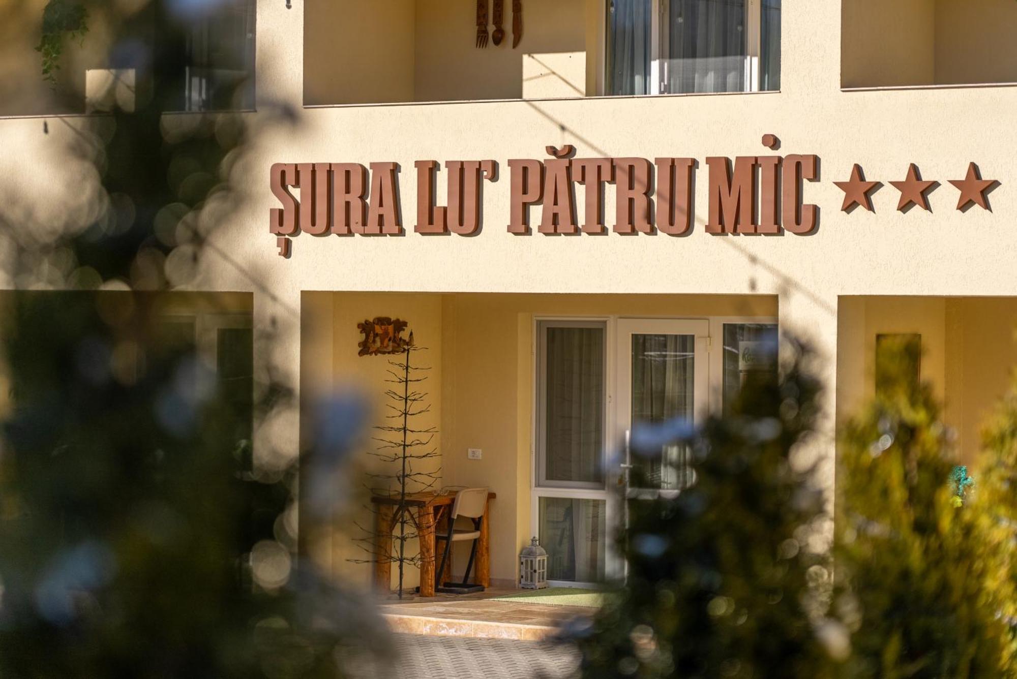Апартаменты Sura Lu' Patru Вулкан Экстерьер фото